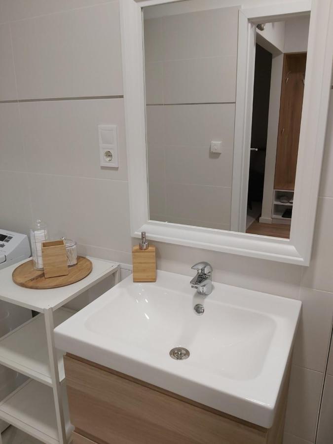 Hello Apartment